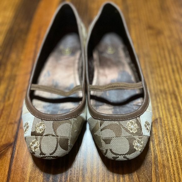 Coach Logo Mary Jane Flats - Picture 2 of 4